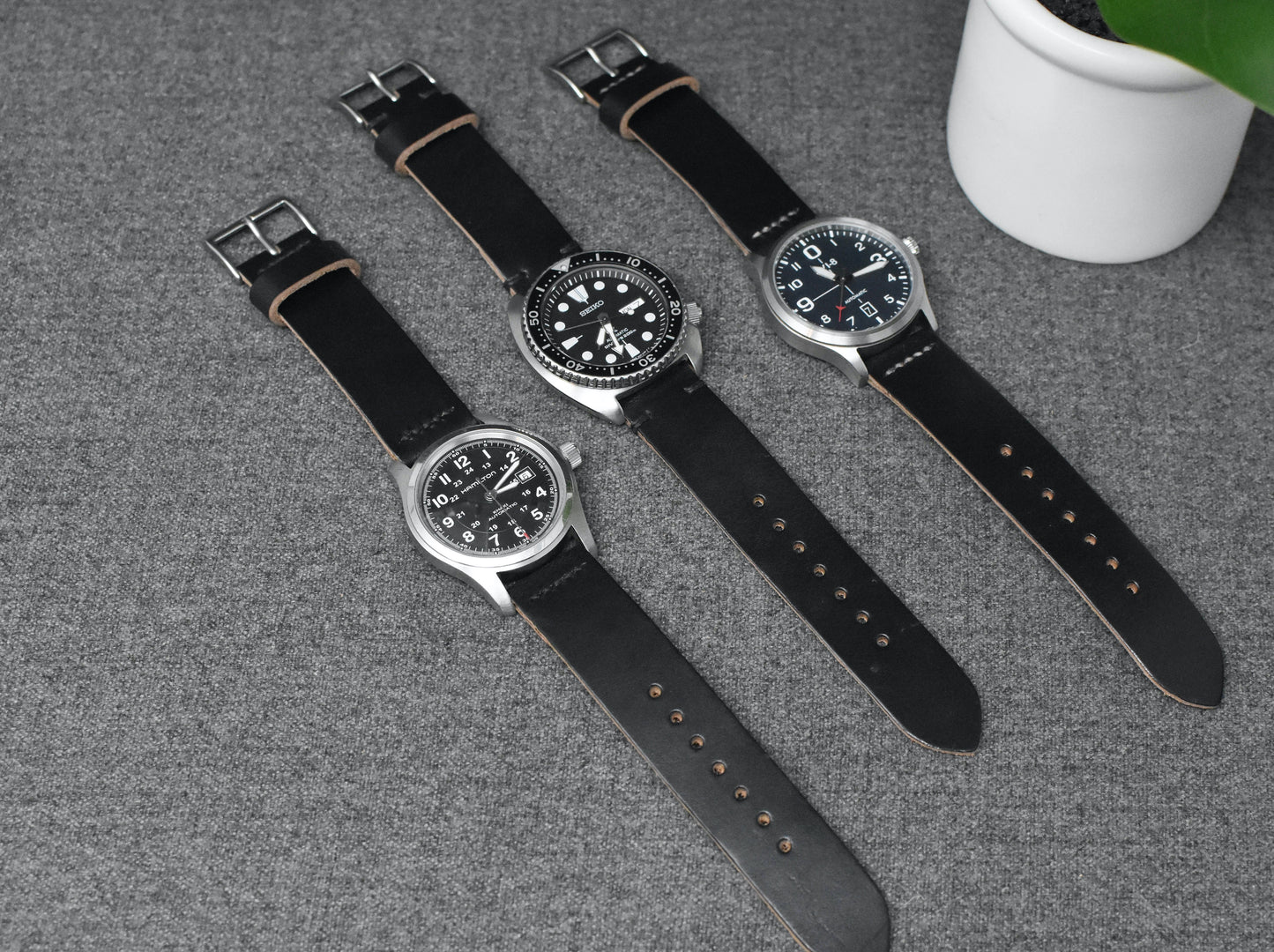 Horween Black Chromexcel | Black Thread