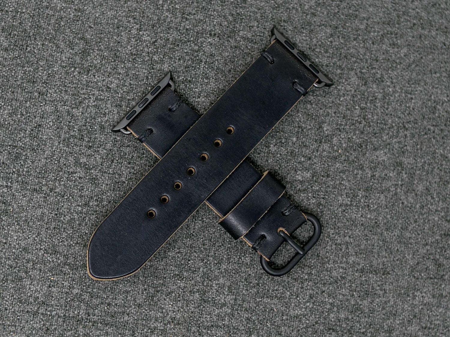 Horween Black Chromexcel | Black Thread