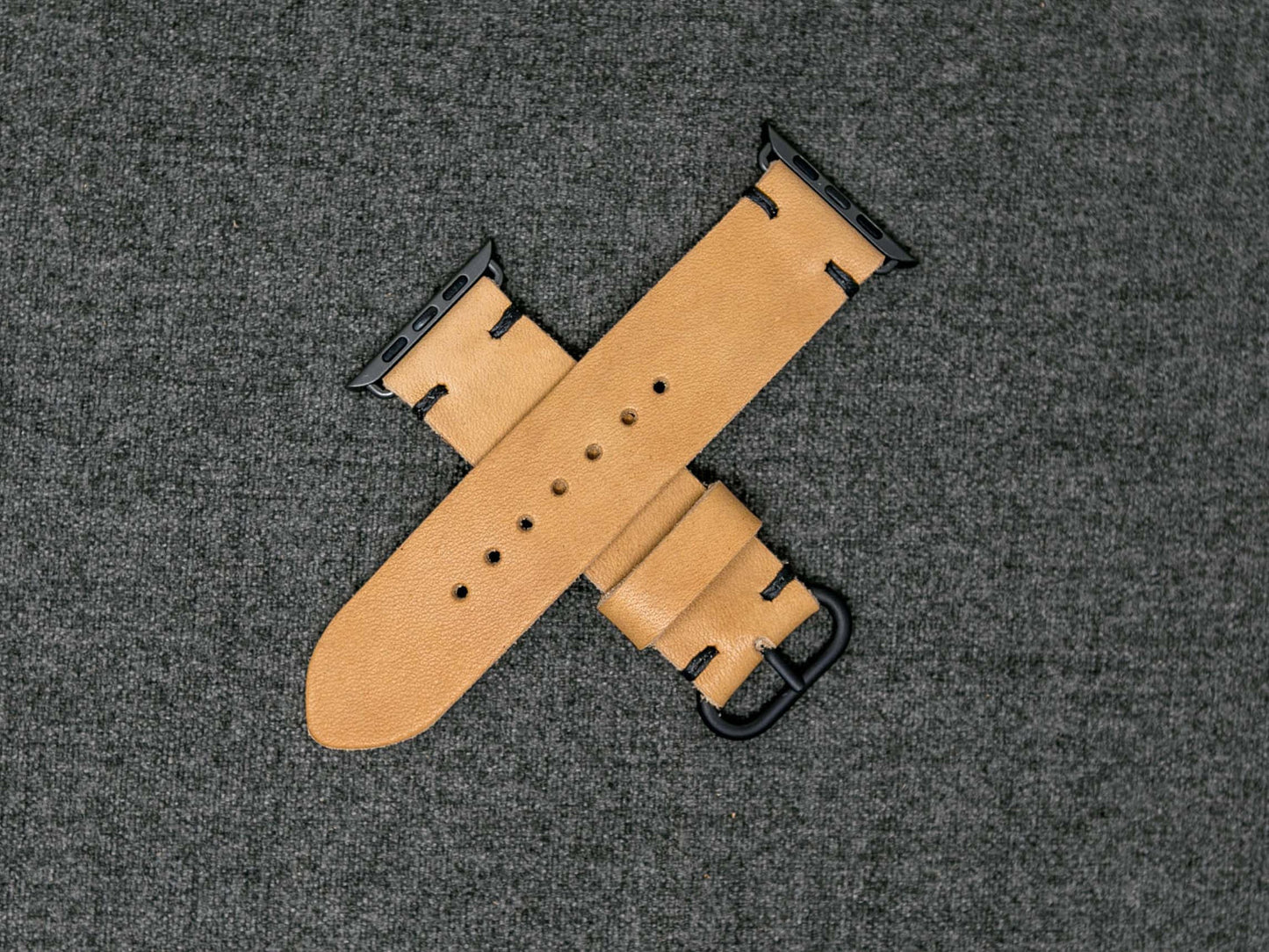 Horween Natural Essex | Black Thread