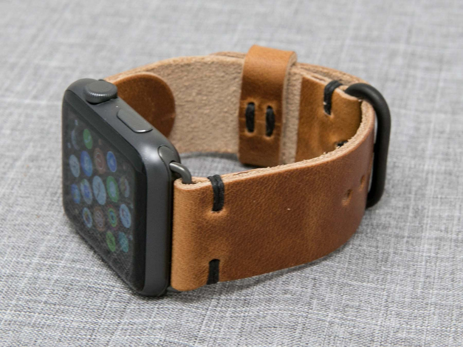 Horween English Tan Dublin | Black Thread