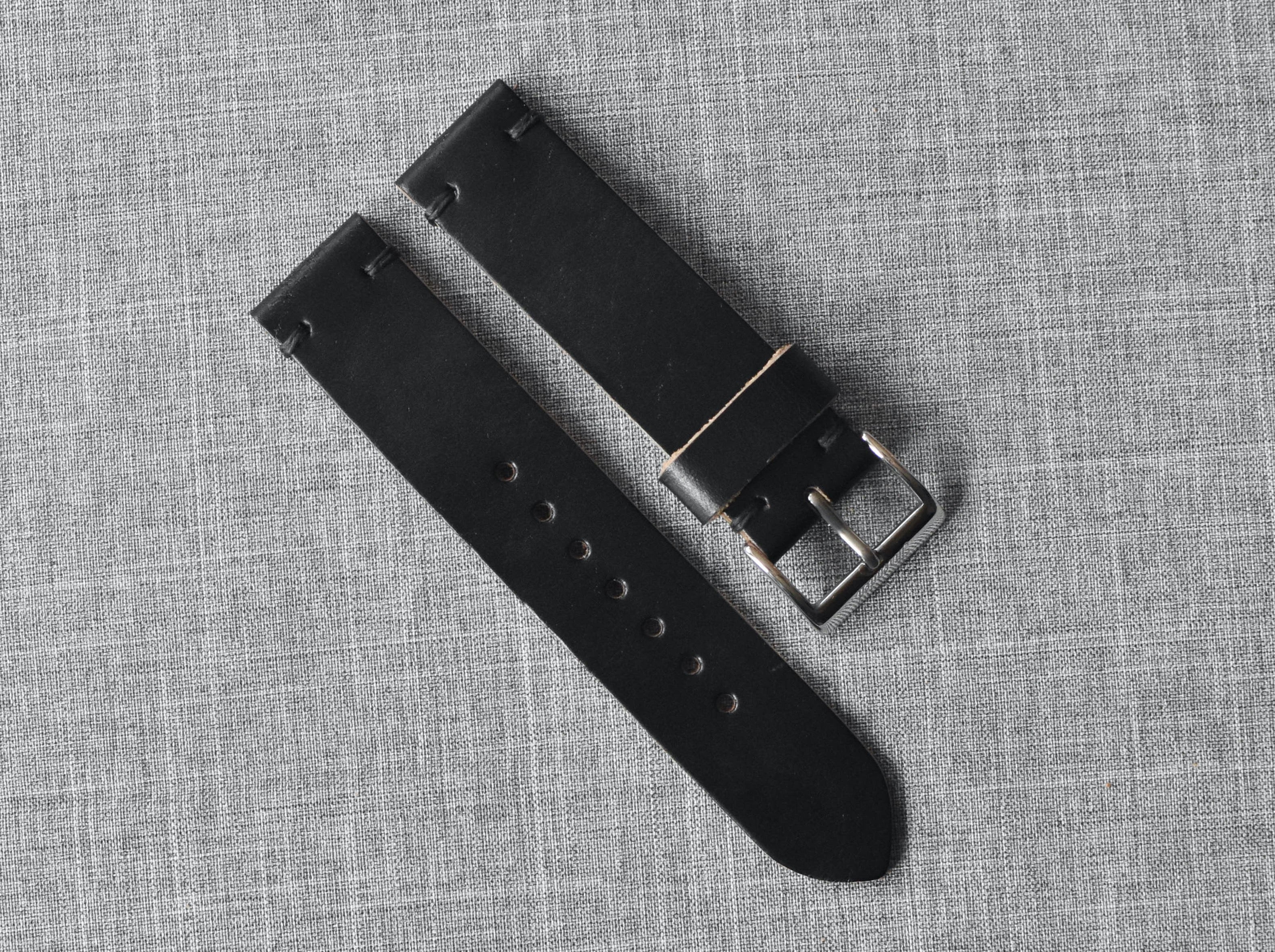 Horween Black Chromexcel | Black Thread