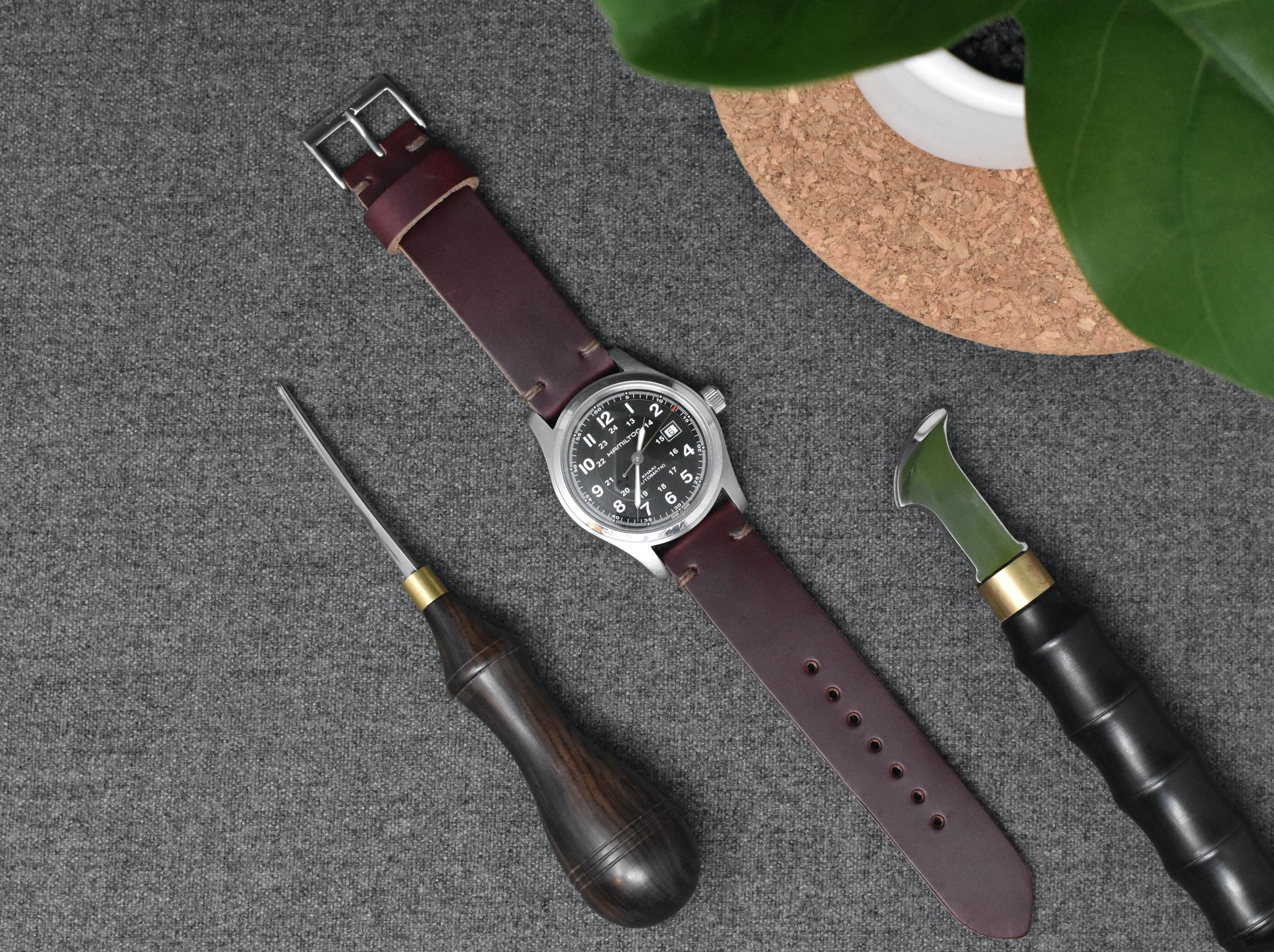 Horween Color 8 Chromexcel | Cocoa Thread