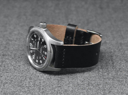 Horween Black Chromexcel | Black Thread