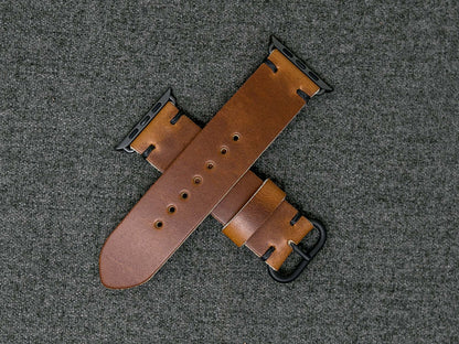 Horween Whiskey Cavalier | Black Thread