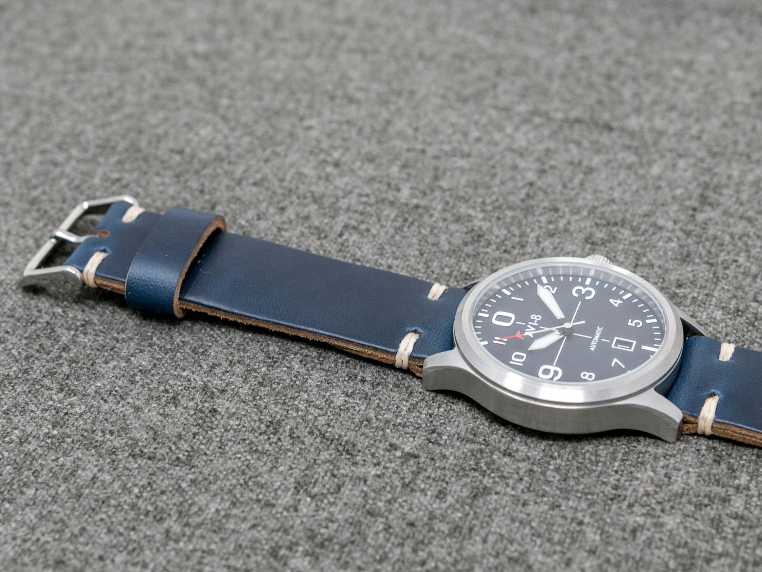 Horween Navy Dublin | Natural Thread