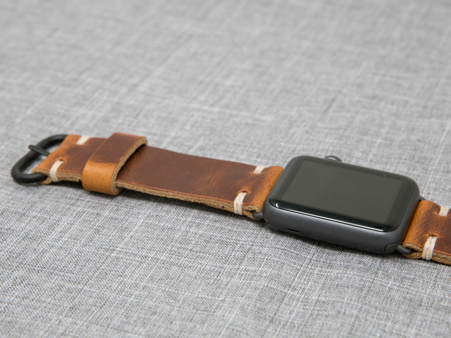 Horween English Tan Dublin | Natural Thread