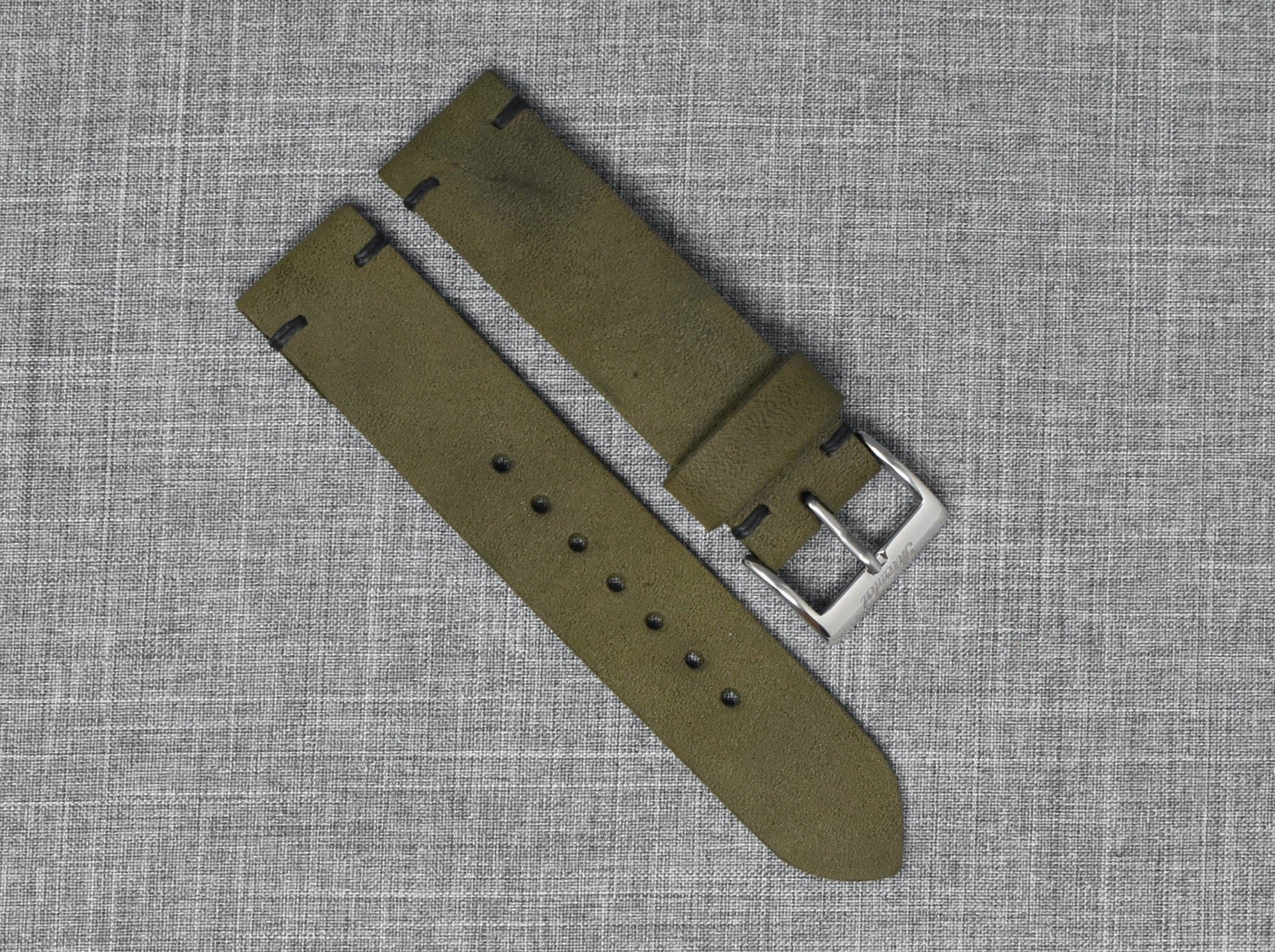 Horween Moss Dryden | Black Thread