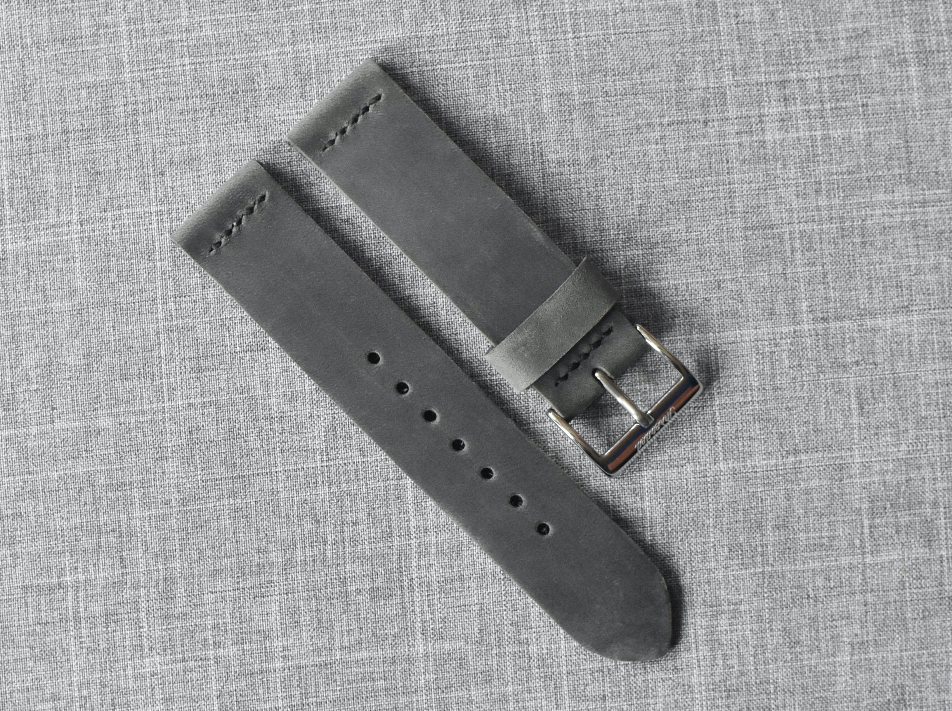 Horween Castle Rock Dryden | Black Thread